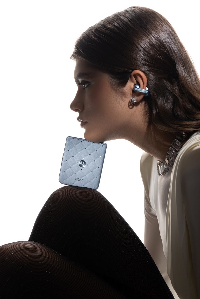 razr-60-buds-loop-Swarovski-3