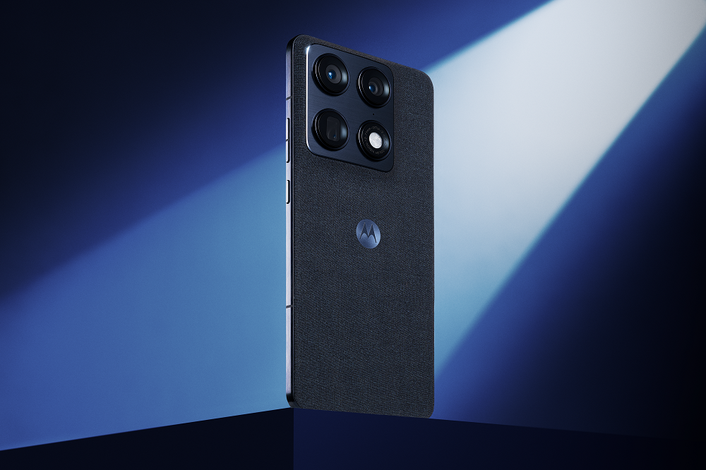 Motorola Presentó el Nuevo Motorola Signature, su Smartphone Ultra Premium, Junto a un Renovado Portfolio para 2026